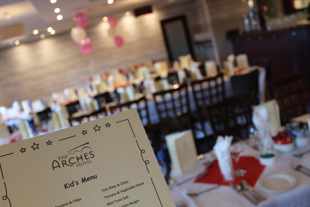 The Arches Hotel 克莱尔戈尔韦 外观 照片